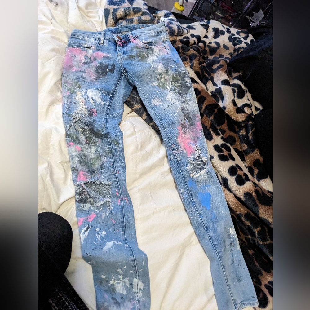 Blank NYC paint splattered jeans